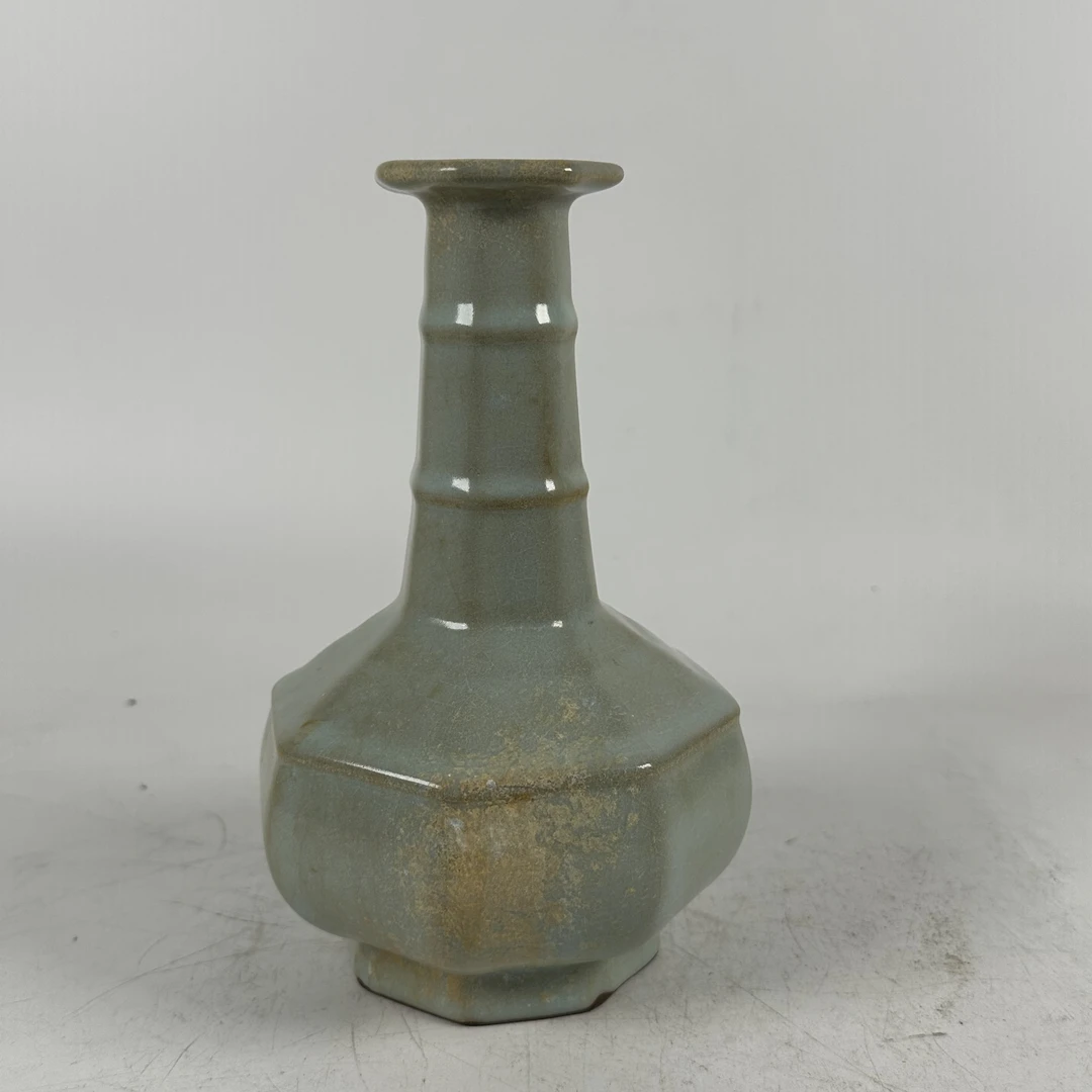 修内斯官窑八方瓶瓷器收藏鉴赏