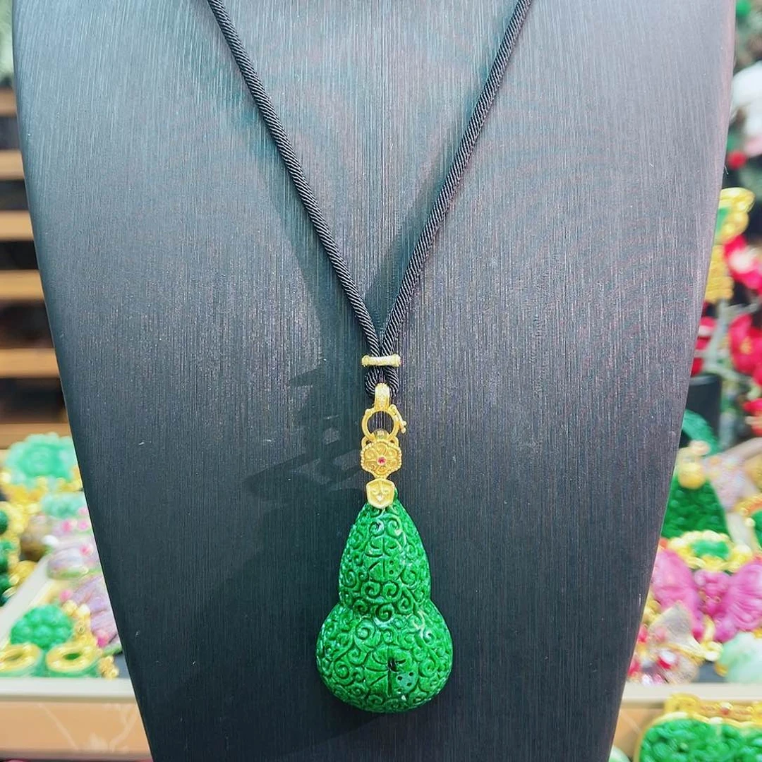 颈饰合金翡翠48小时鉴赏期