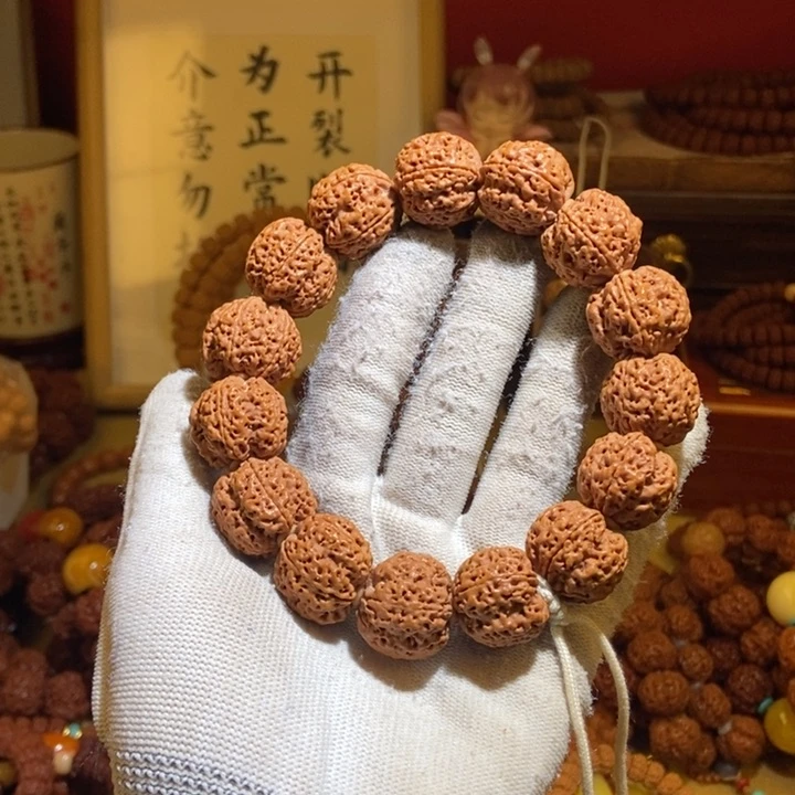 吊坠金刚菩提205原籽峰王