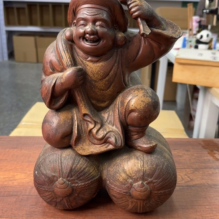 一个陶瓷物件哈哈哈哈哈