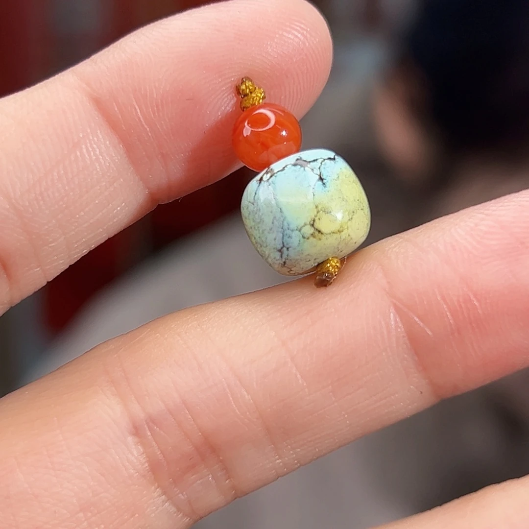 南红玛瑙未镶嵌珠宝奇石