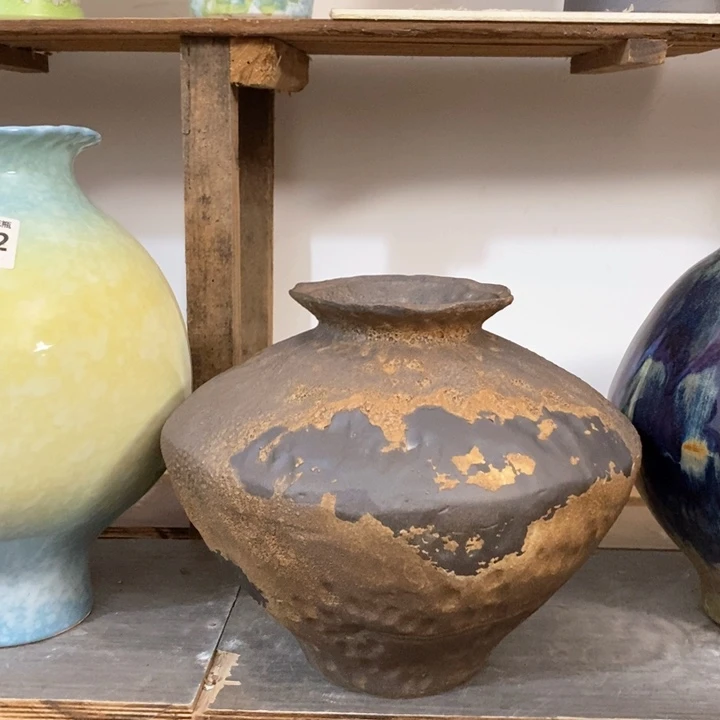 瓶高26。 10。景德镇陶瓷