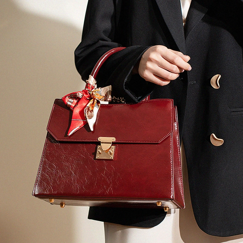 复古油蜡皮红色包包女式2025新款新娘结婚包凯莉手提包妈妈包礼物