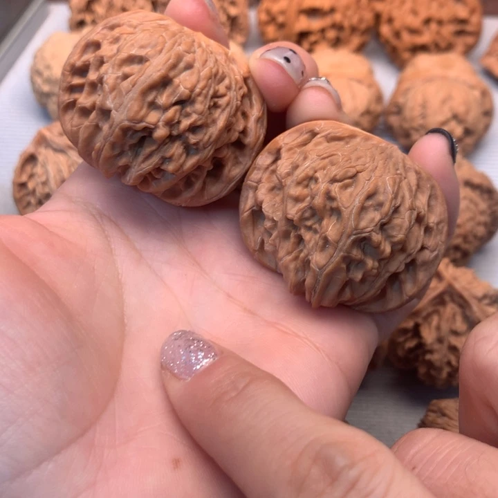 是***我文玩核桃把件磨盘