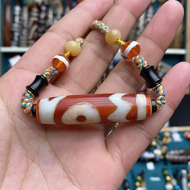 玛瑙/玉髓颈饰合金歌**子
