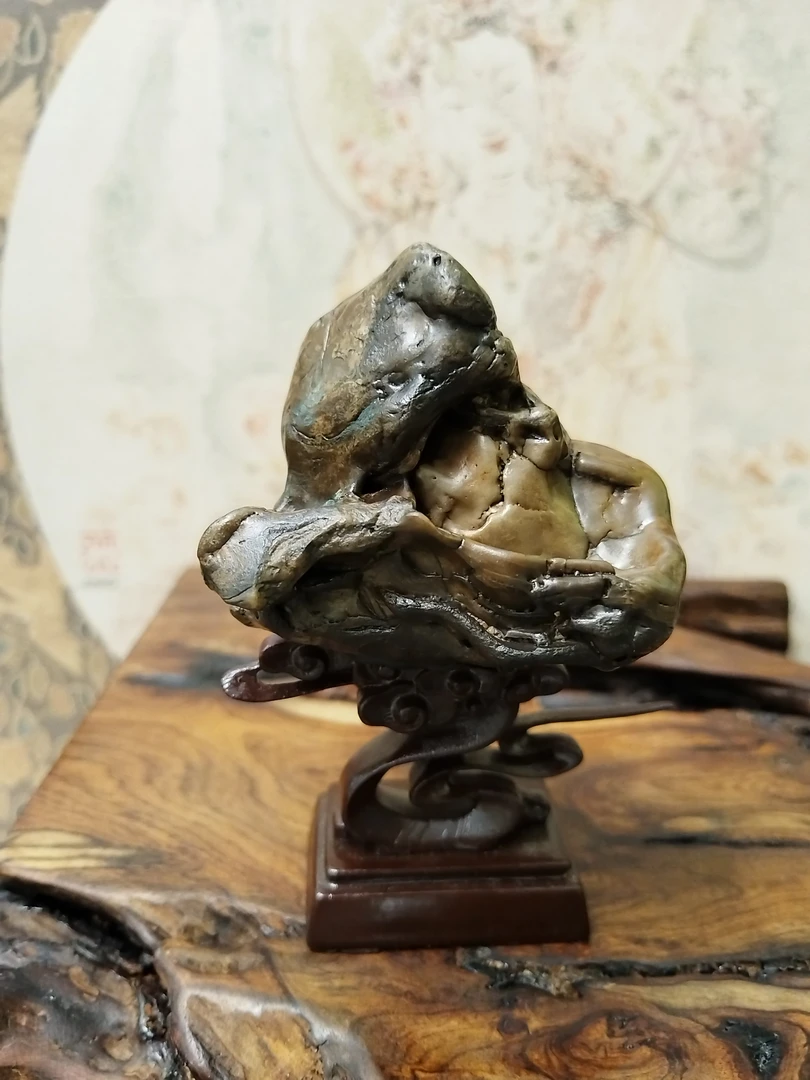 禅意人物戈壁奇石