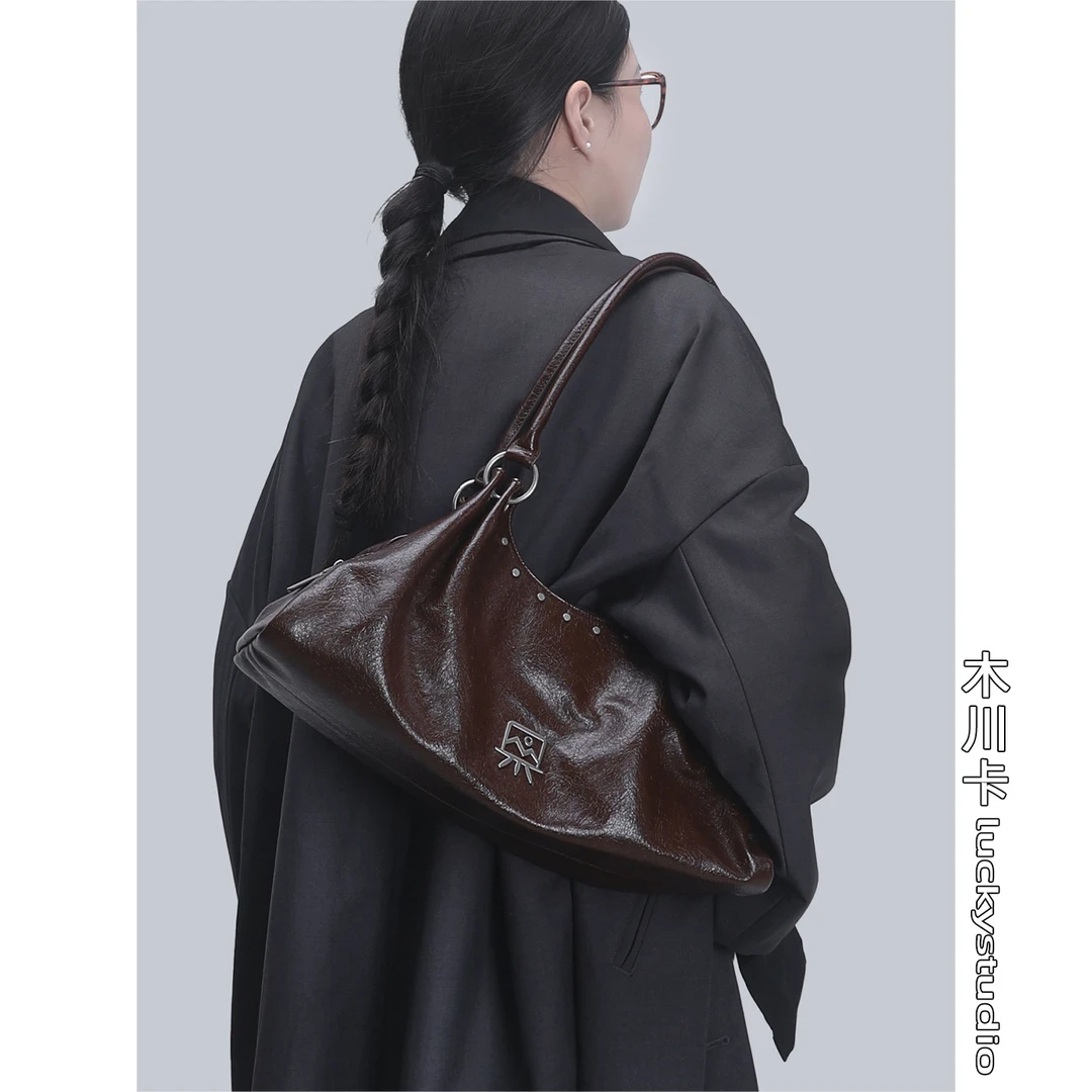 木川卡原创小众摩登腋下包复古机车包单肩托特包大容量女2025新款