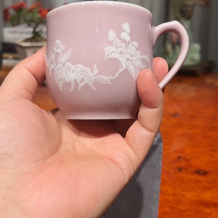 哈***哈摆件陶景德镇陶瓷艺术品收藏