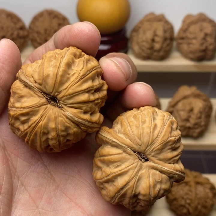 把件核桃浪*44尺元宝