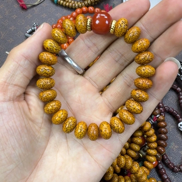 星月菩提吊坠手串