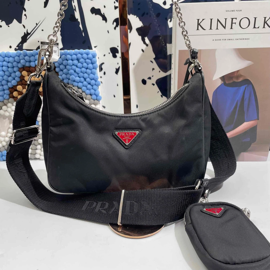 95新  小野专属/95新/普拉达/单肩包/DJ8546