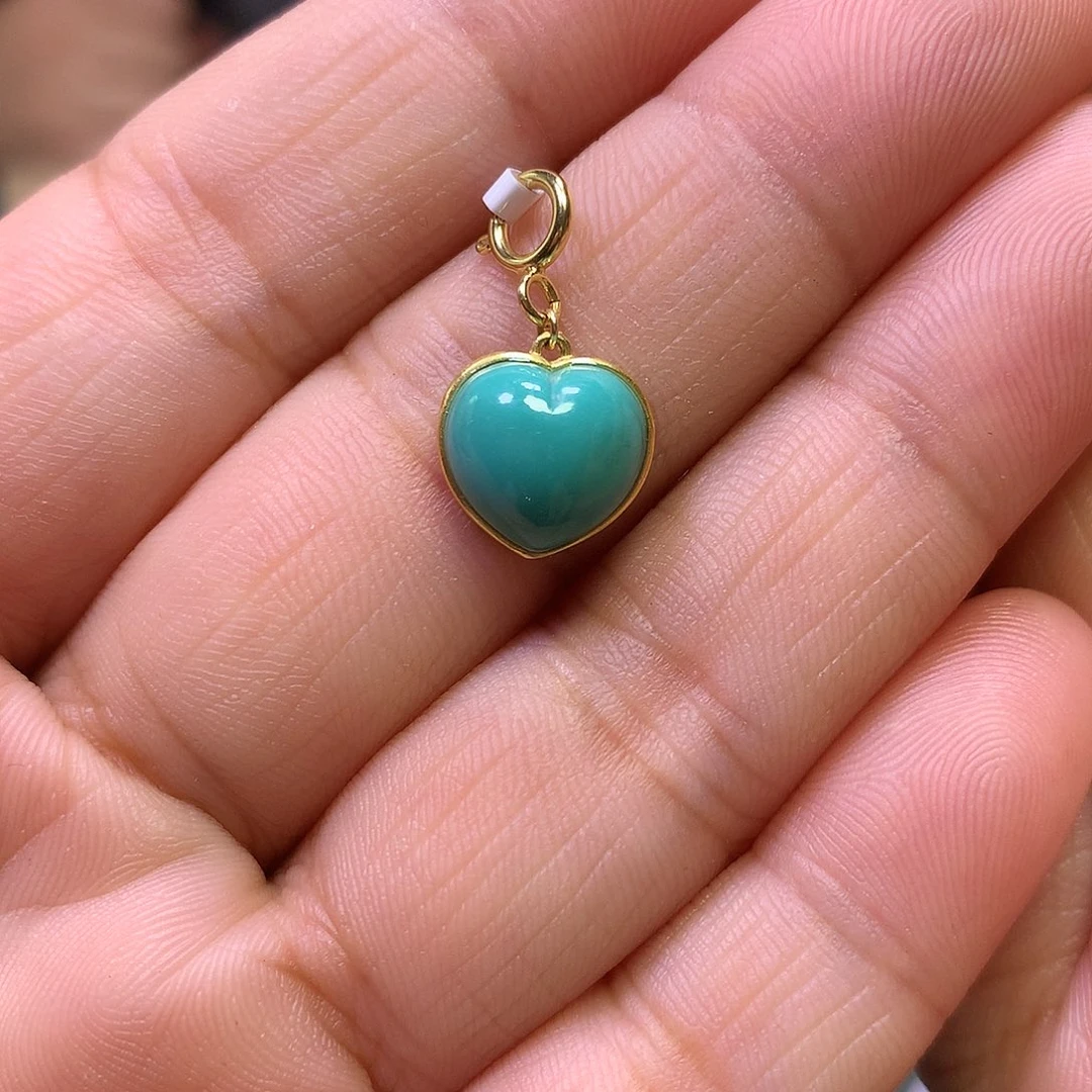 绿松石18K金镶嵌挂件