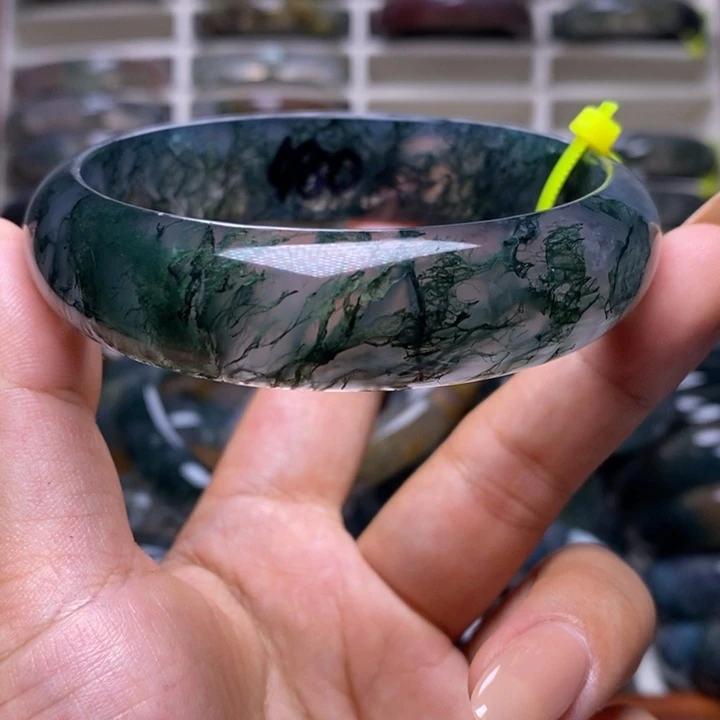 手镯玛瑙/玉髓未镶嵌z**涵