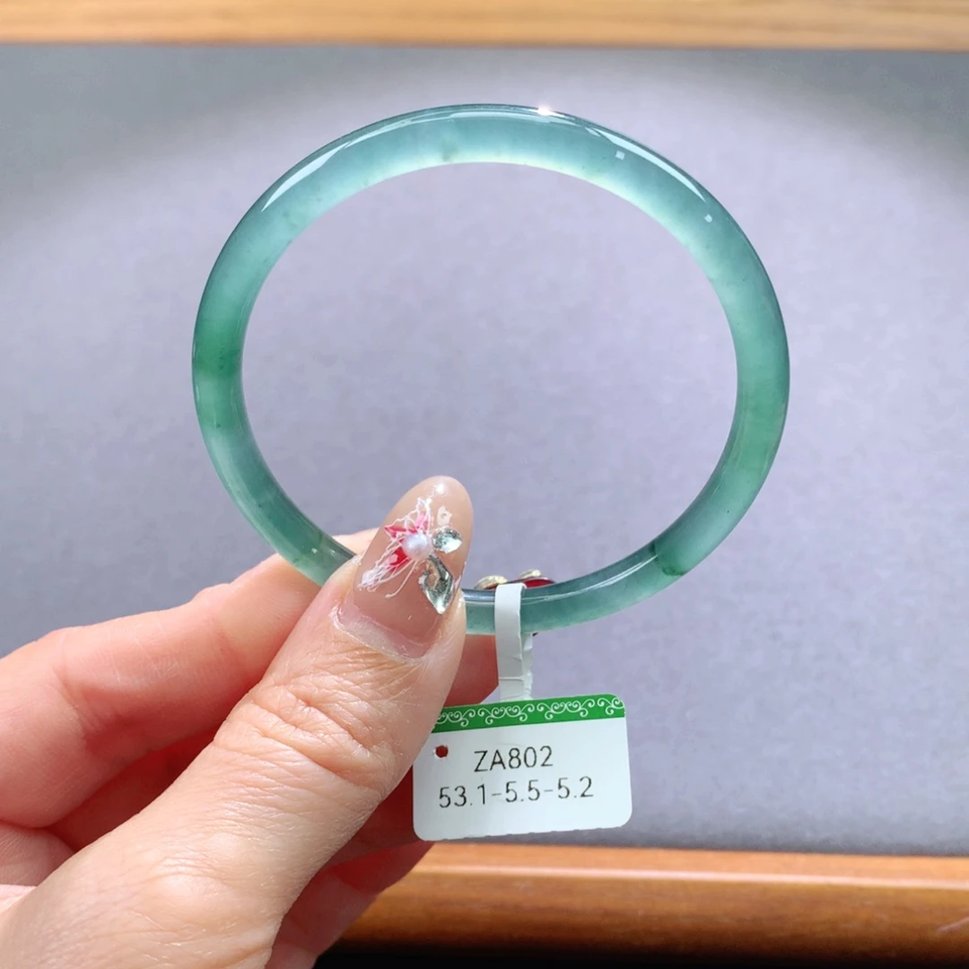 翡翠手镯未镶嵌天然翡翠手镯叮当镯