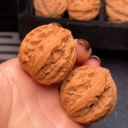 吊坠桃核秦岭核桃21