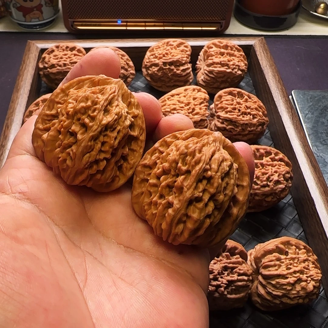 擞***抖文玩核桃把件汗高楼