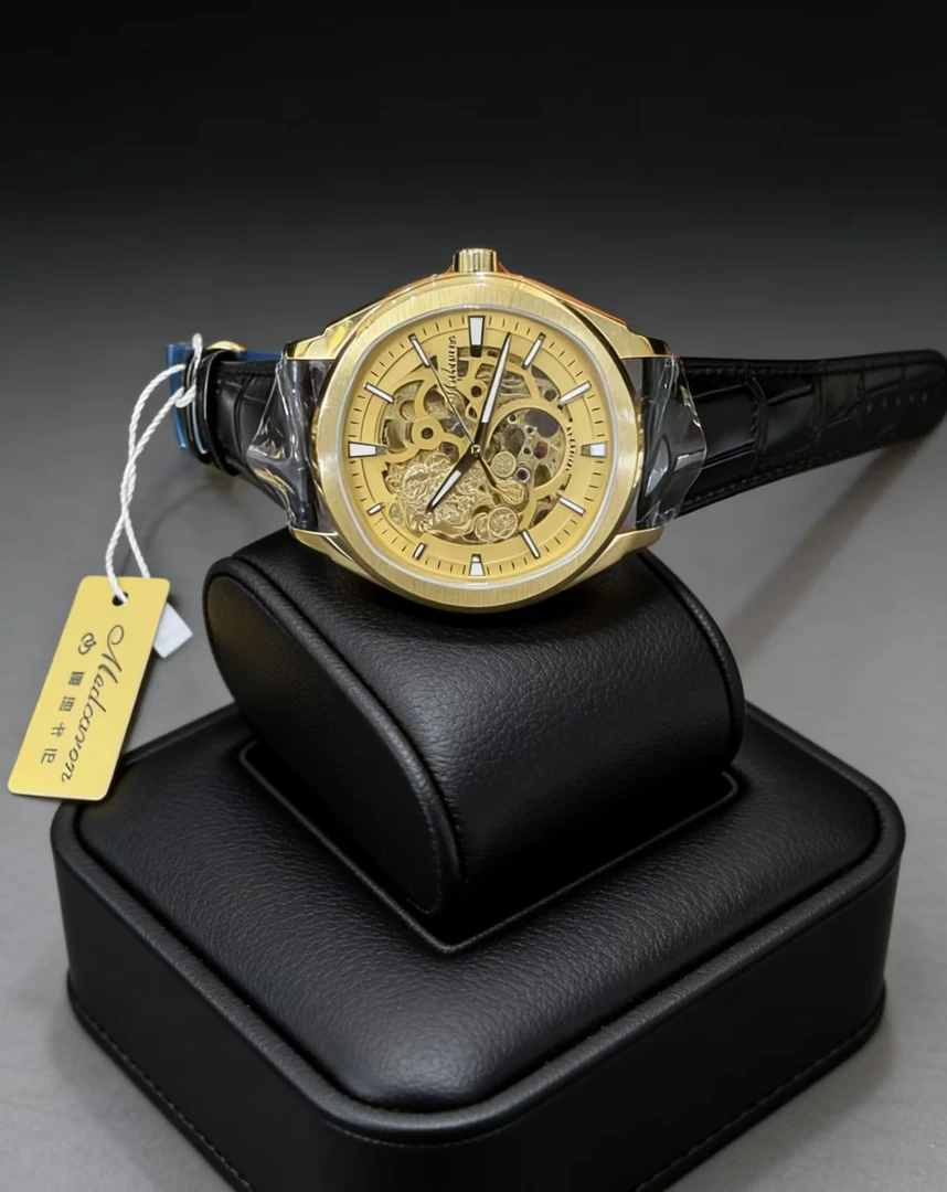 梅地卡伦~挑战者系列男士黄金腕表(机械机械0.1克)