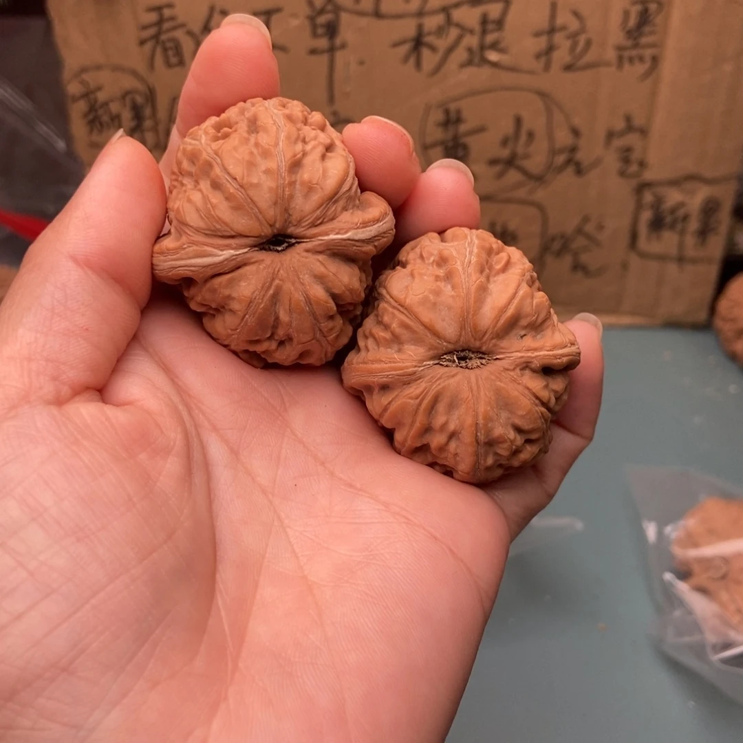 啊***叔吊坠文玩核桃元宝46