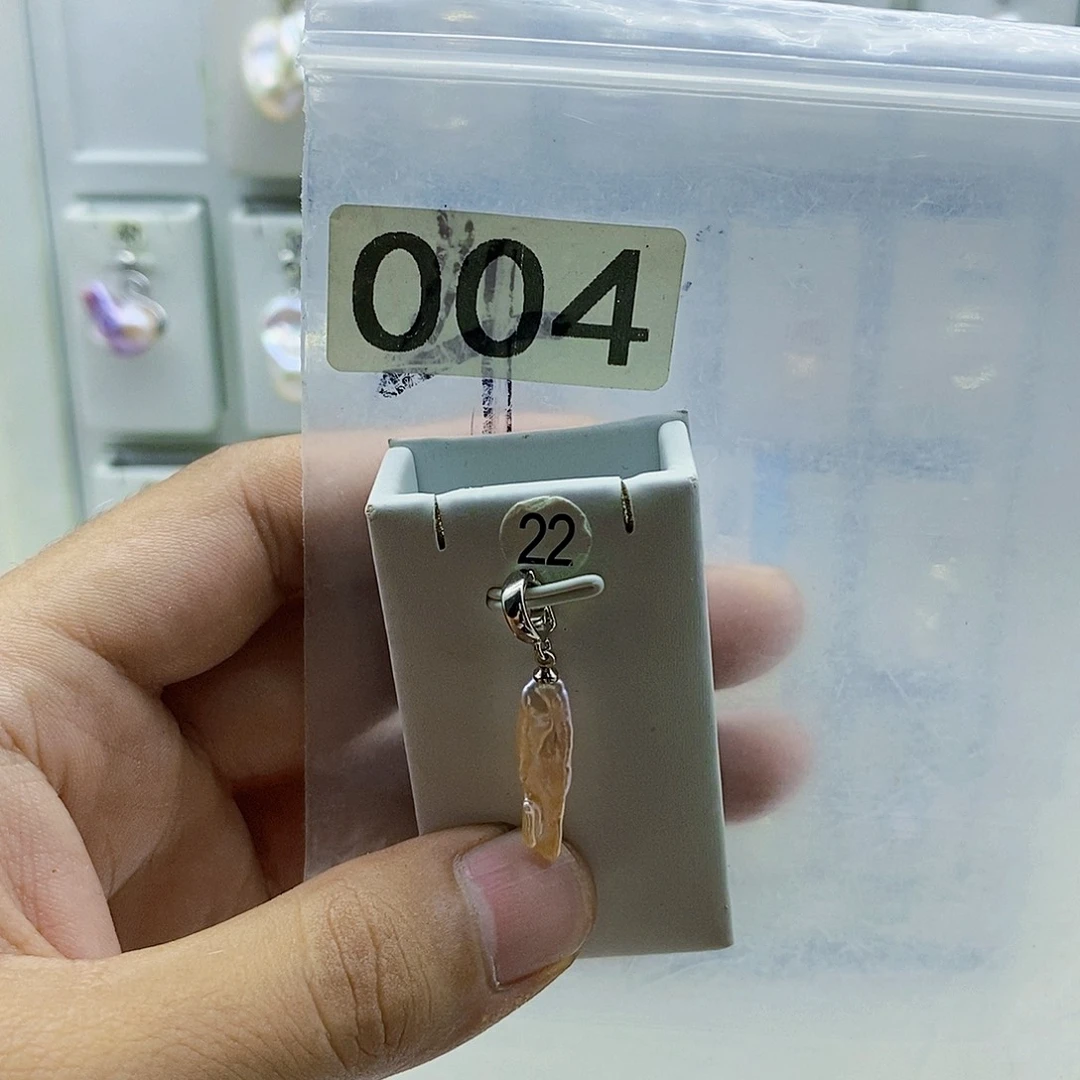 淡水珍珠合金颈饰