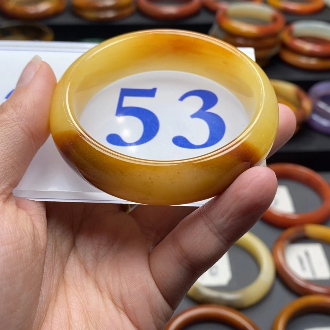 石英质玉（黄龙玉）手镯未镶嵌