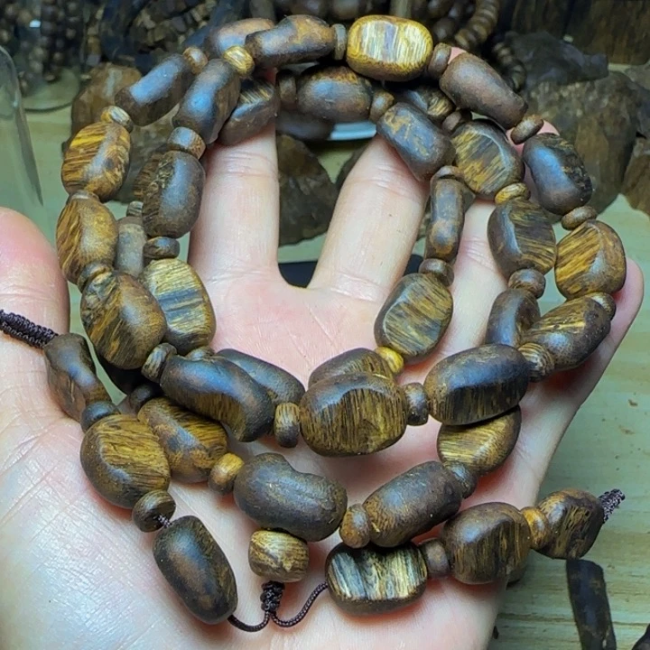 木?****白奇瘤疤多圈42克