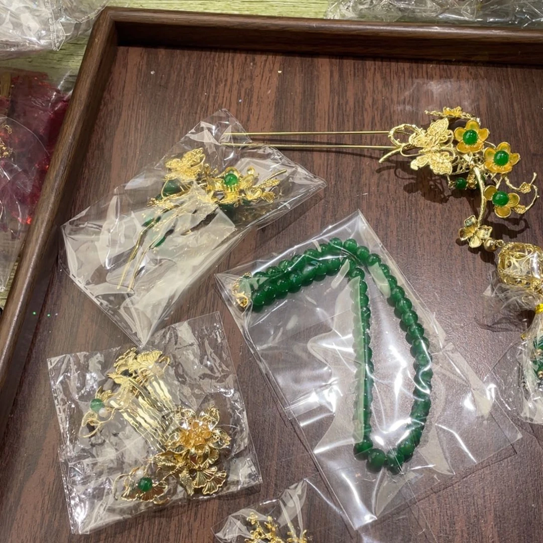 混合材质新娘头饰默认微瑕不退换