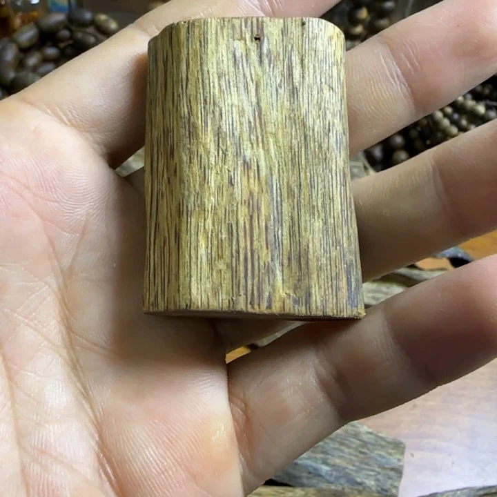 用***8沉香碎屑沉香木绿棋楠沉香乌身牌子牌子料12克