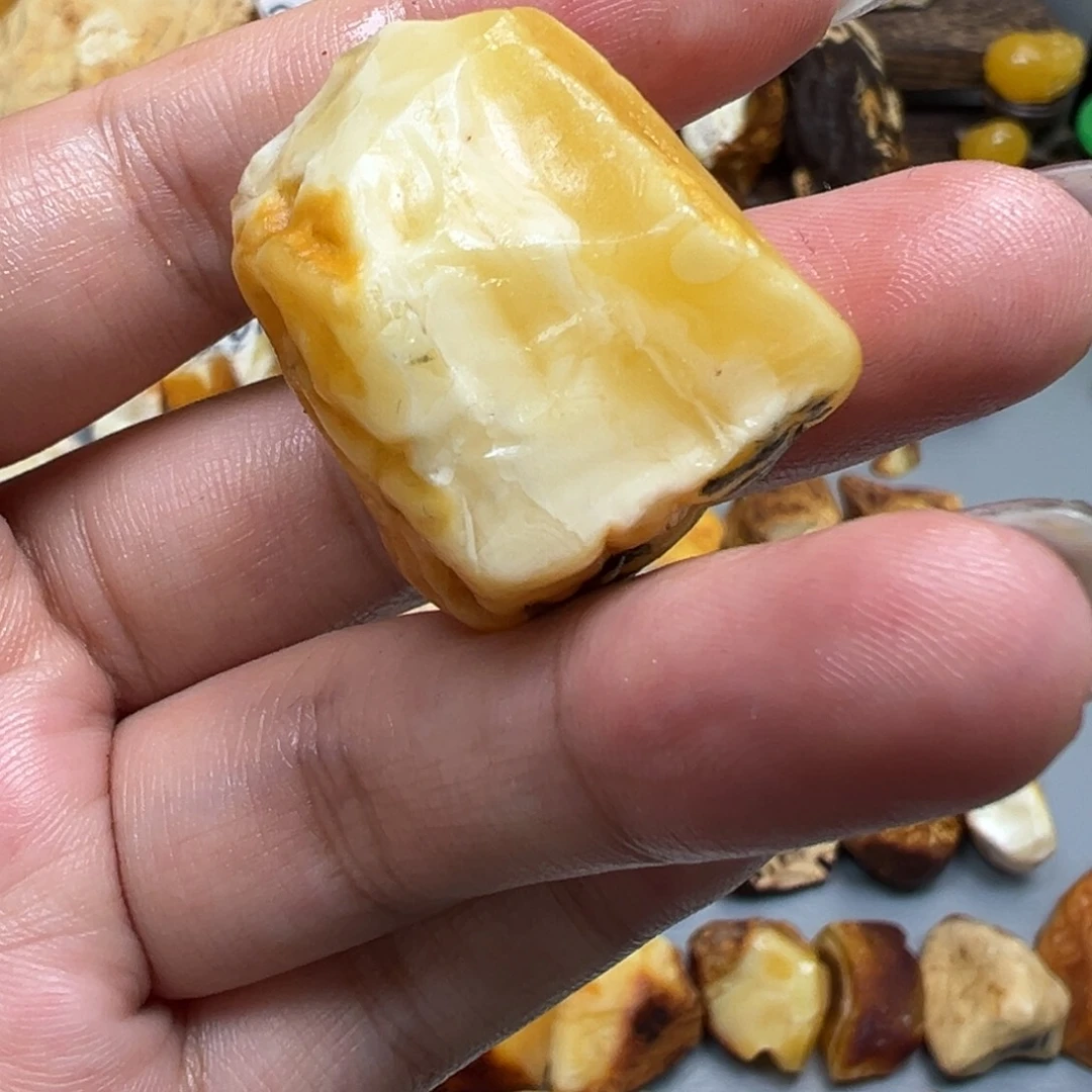 未镶嵌定制琥珀蜜蜡