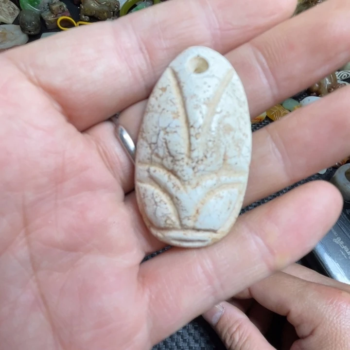 滴血莲花菩提把件