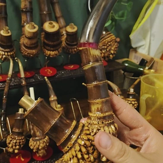 用***9贵州特色竹根烟斗工艺品手把件还是