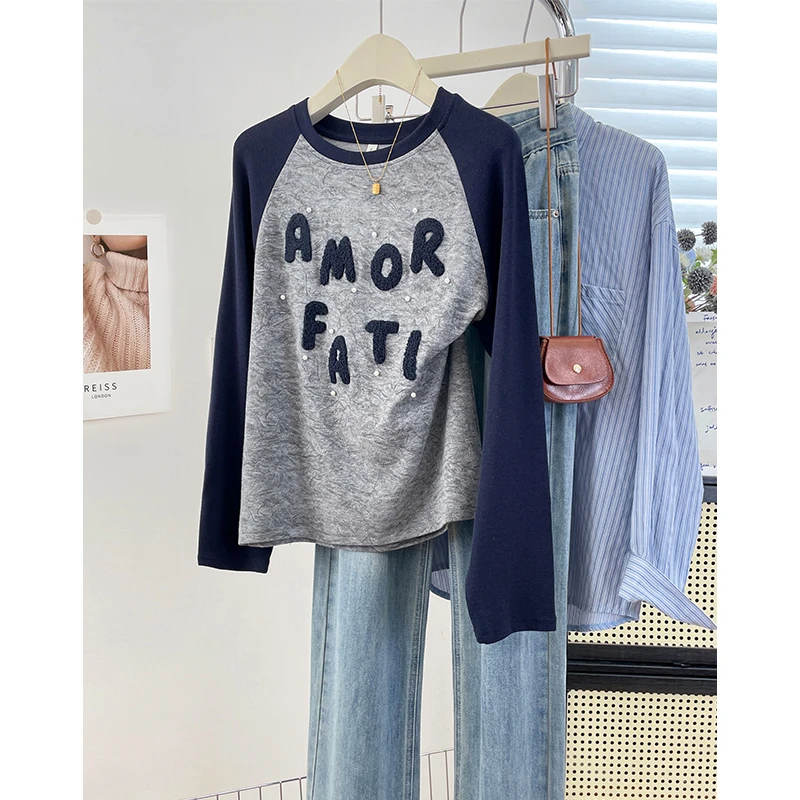 磨毛撞色插肩长袖2025新款秋冬季设计感小众宽松遮肉通勤穿搭上衣