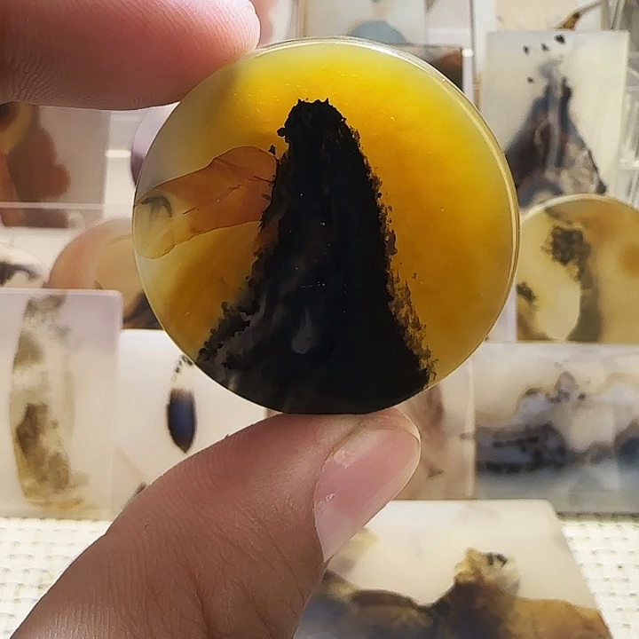 玛瑙/玉髓未镶嵌珠宝奇石