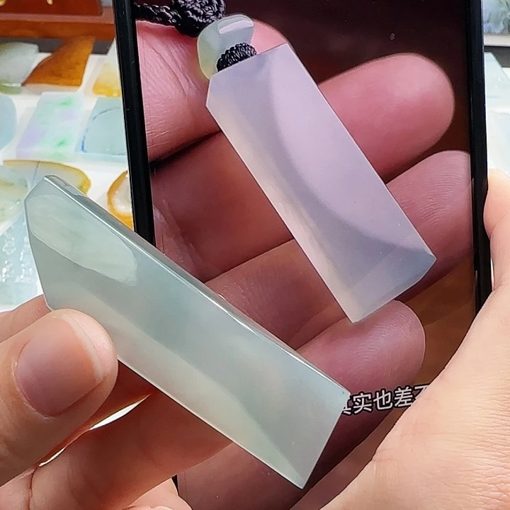 定制翡翠未镶嵌翡翠定制