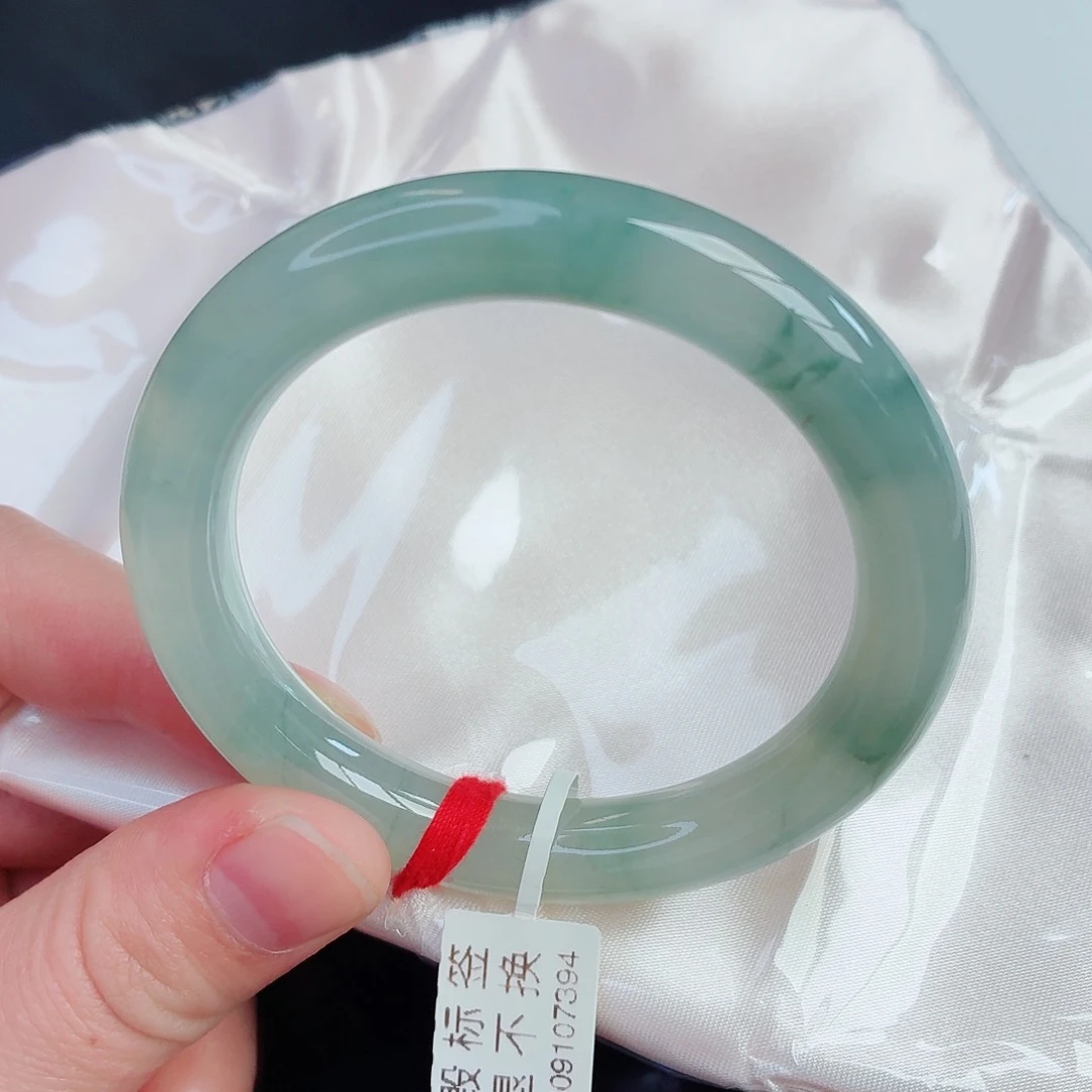 翡翠未镶嵌手镯天然翡翠A货