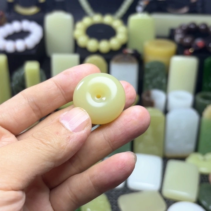 【闪购商品】和田玉未镶嵌颈饰