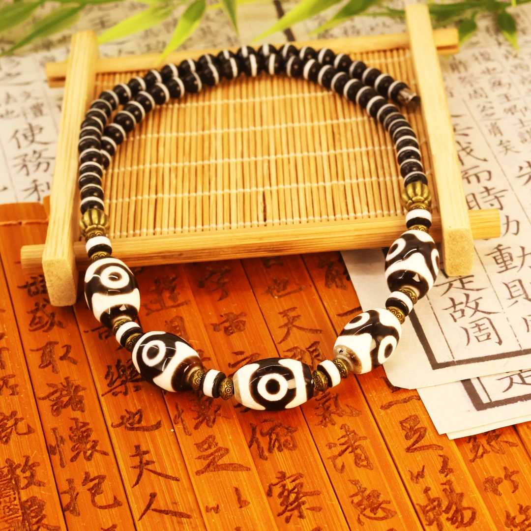 【凰世今传】金典黑白三眼/虎牙一线珠项链