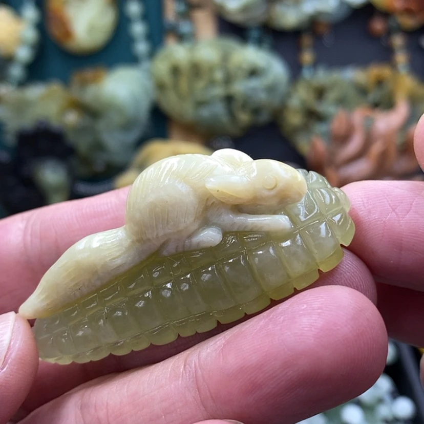 【闪购商品】未镶嵌岫玉吊坠