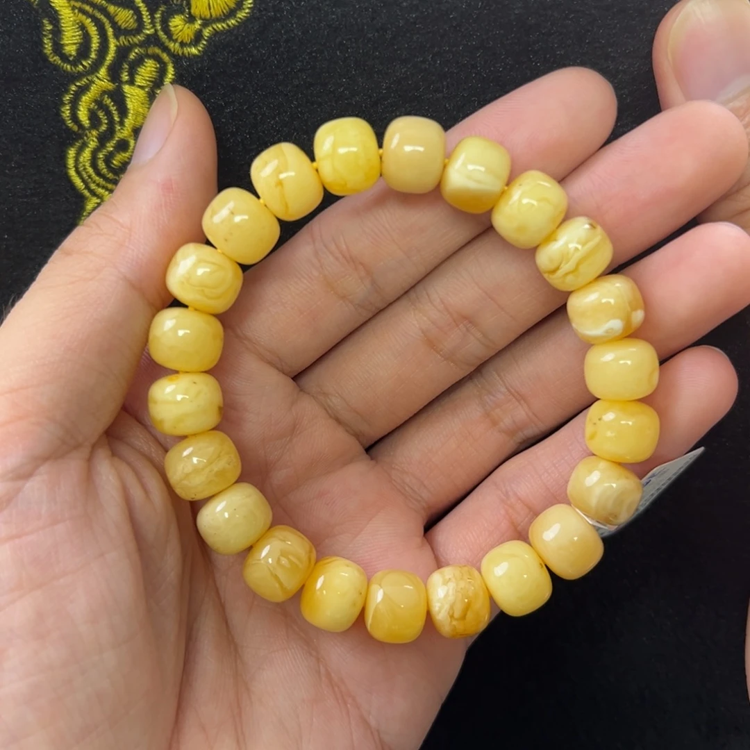 未镶嵌琥珀珠宝奇石