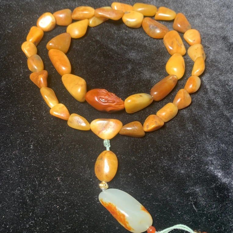 和田玉：黄沁独籽老气、