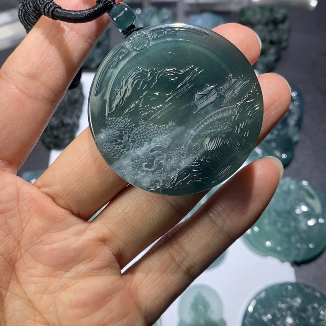 定制翡翠未镶嵌浅雕山水牌