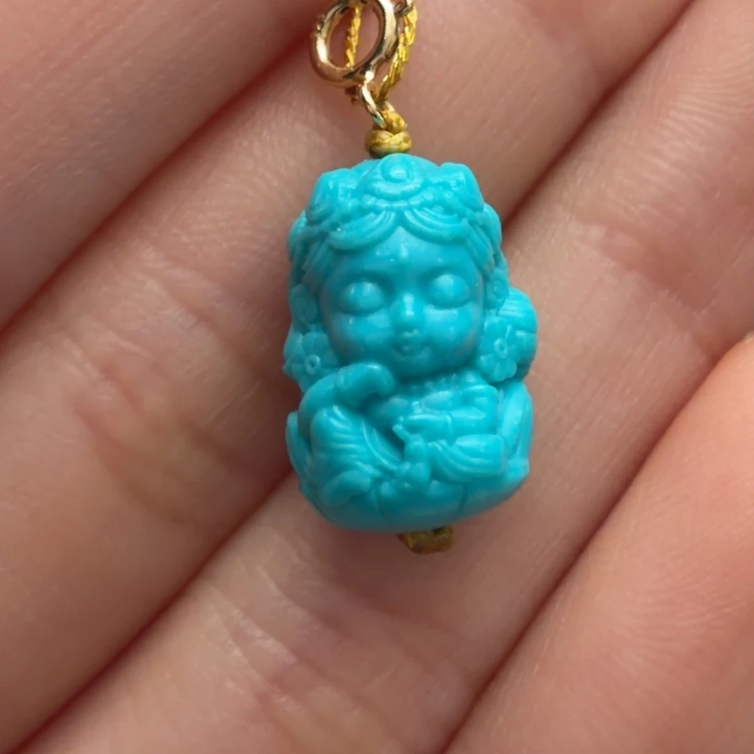 绿松石未镶嵌颈饰