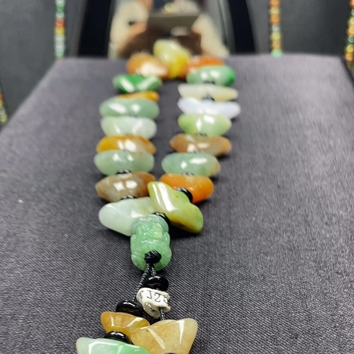 翡翠未镶嵌颈饰项链