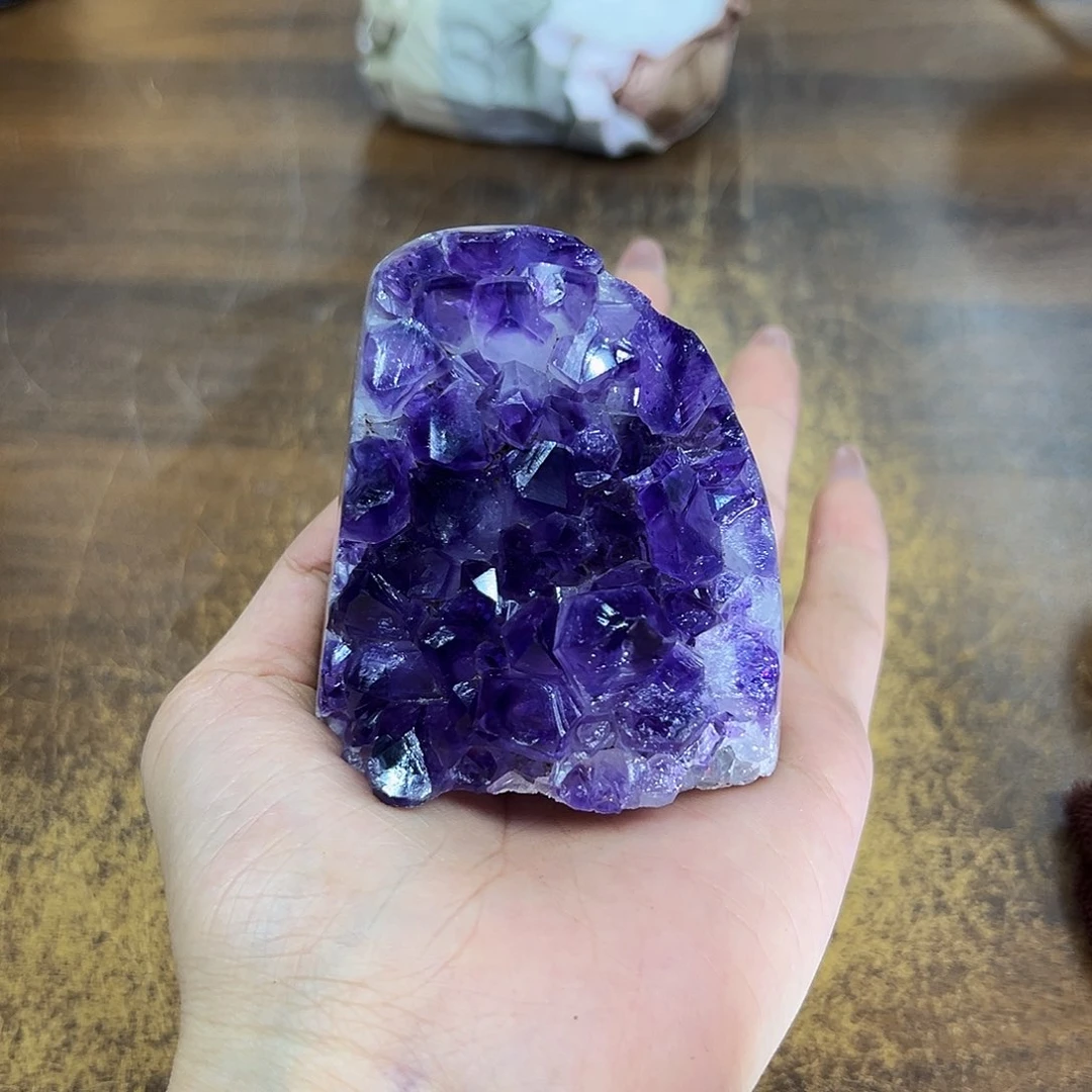 紫晶摆件未镶嵌晶体
