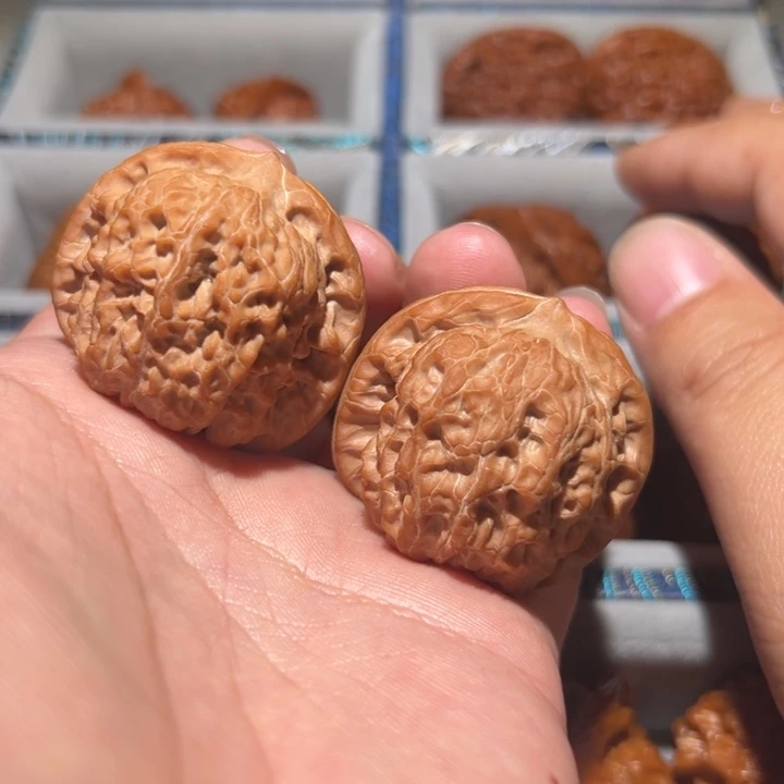 吊坠文玩核桃血麒麟38