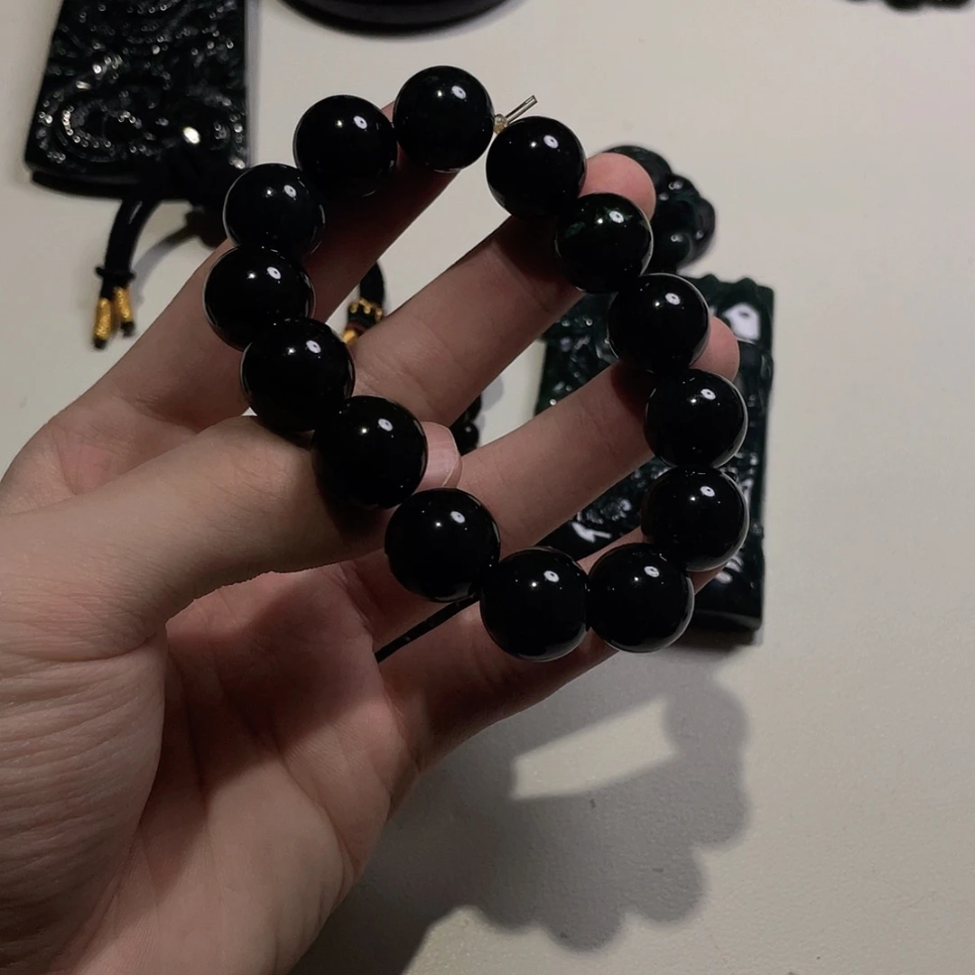 翡翠未镶嵌颈饰翡翠14