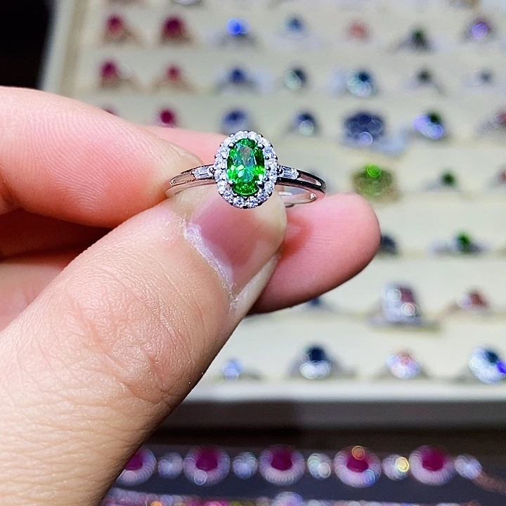 祖母绿戒指银S925镶嵌1111