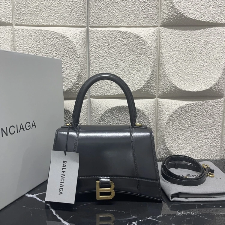 95新 Balenciaga/巴黎世家 /KIKI/单肩包/16912967