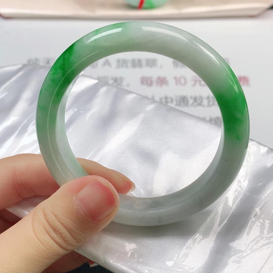翡翠未镶嵌手镯1544