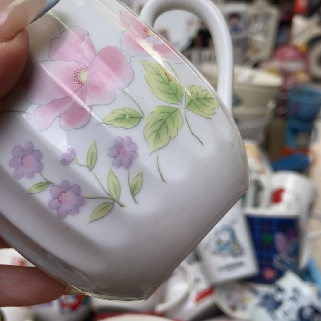 摆件池**里陶瓷默认哈哈哈