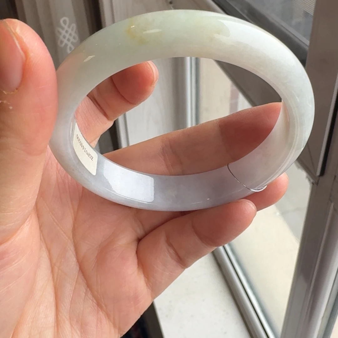 翡翠未镶嵌手镯手镯